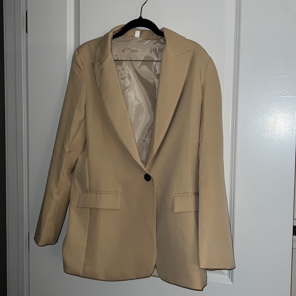SHEIN blazers (sold separately) - Picture 2 of 14